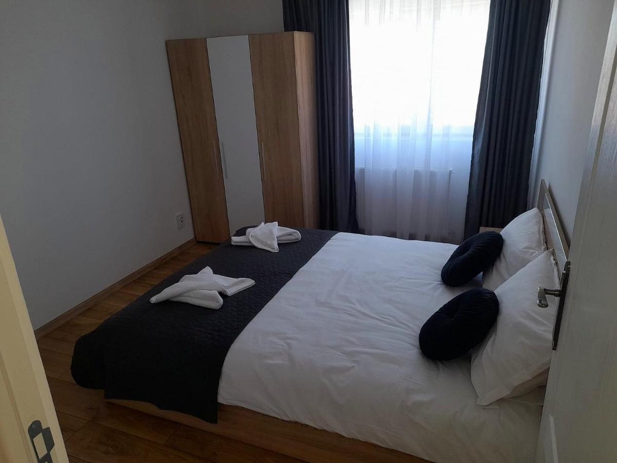 Pensiunea Eden House Κραϊόβα Εξωτερικό φωτογραφία