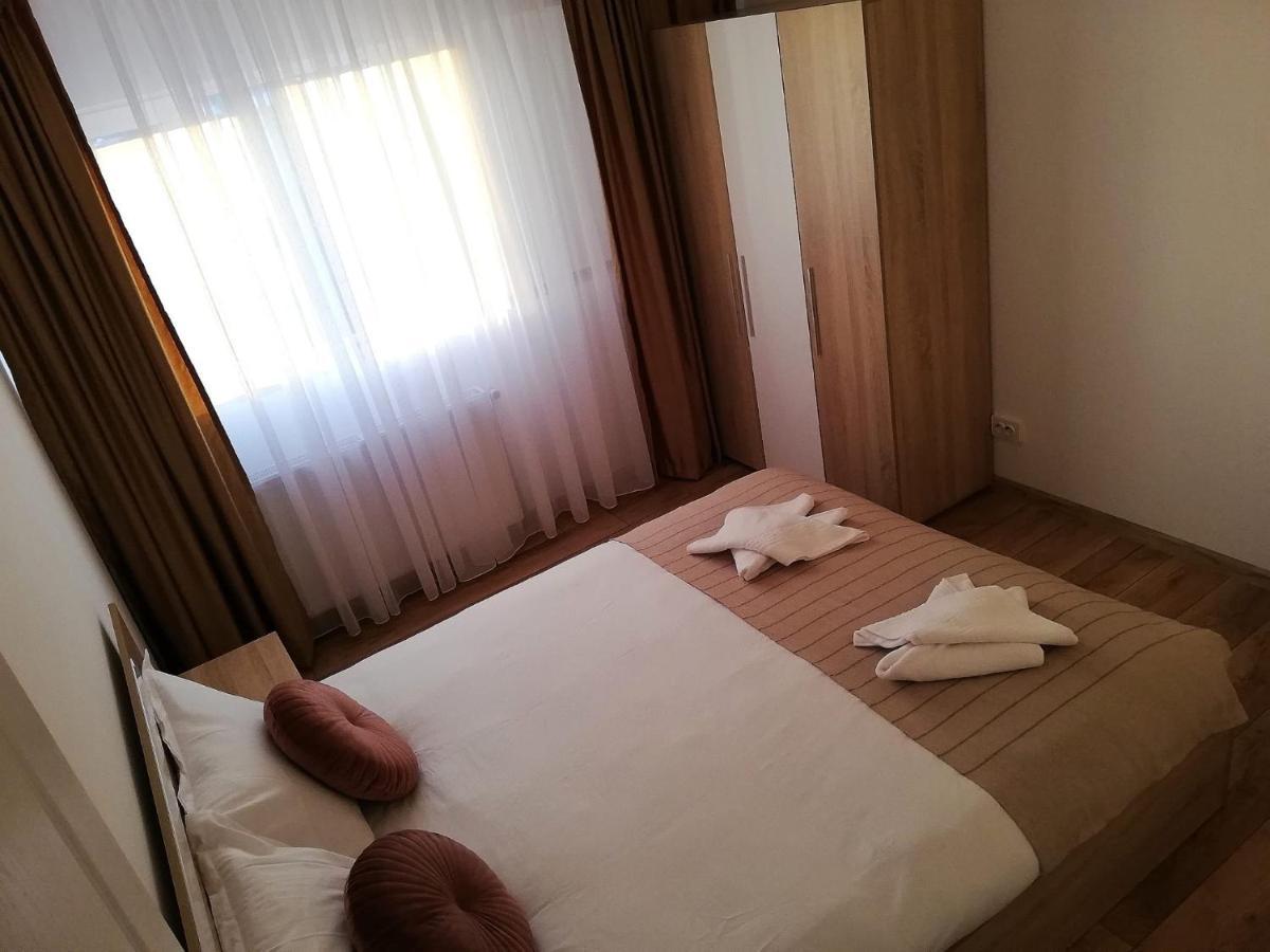 Pensiunea Eden House Κραϊόβα Εξωτερικό φωτογραφία